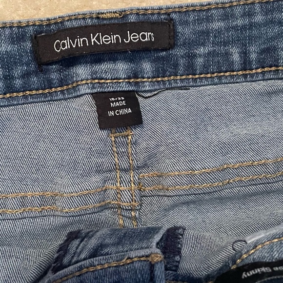 Calvin Klein Mid Rise Stretch Skinny Jeans sz 16 - Picture 6 of 9